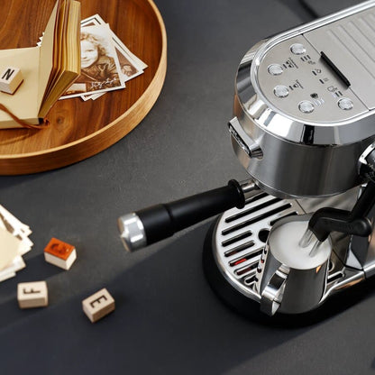 De'Longhi Dedica Maestro Plus EC950.M