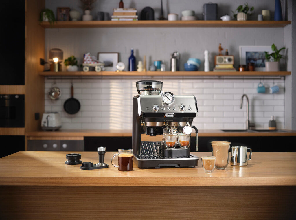 De'Longhi Specialista Arte Machine à expresso avec buse à lait professionnelle (EC9155.MB)