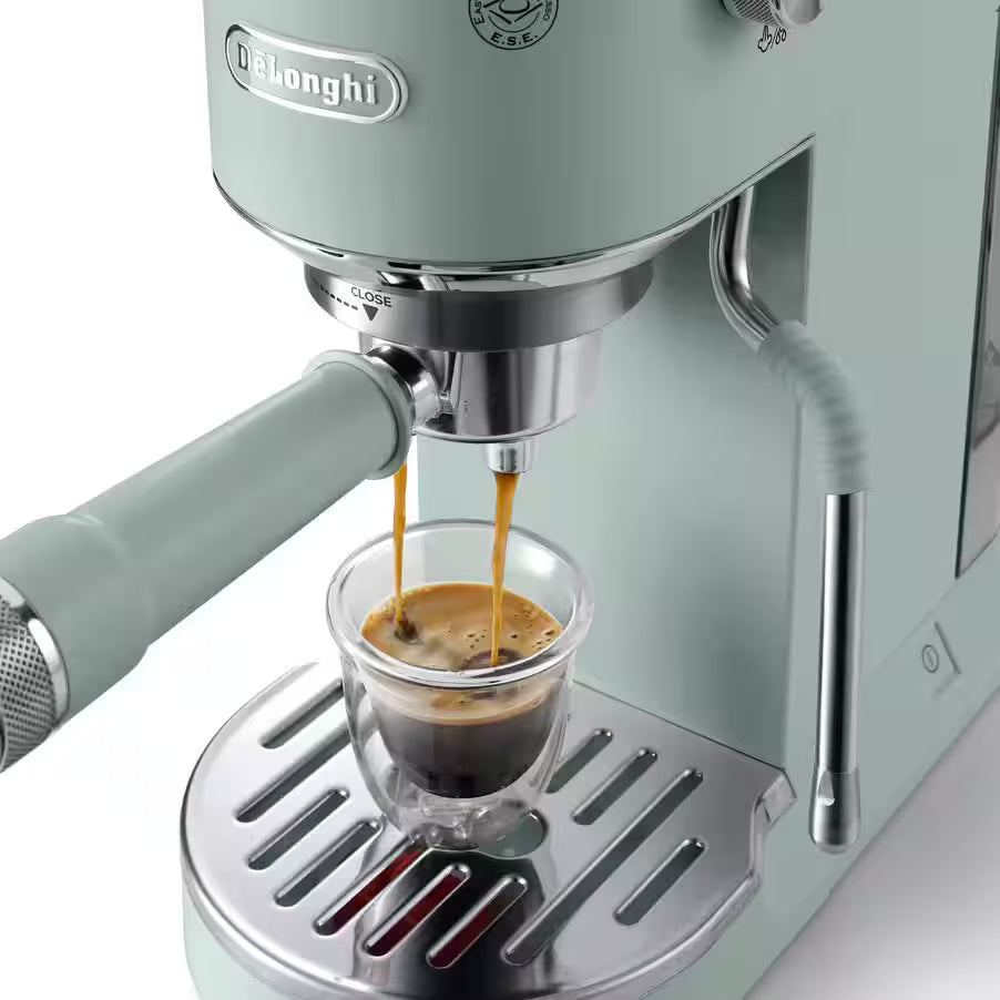 De'Longhi Dedica Duo EC890.GR verte, machine expresso Cold Brew – vue 5