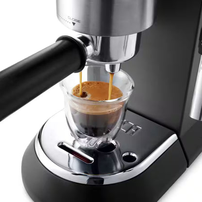 De'Longhi Dedica Machine à Expresso Noire (EC685.BK)